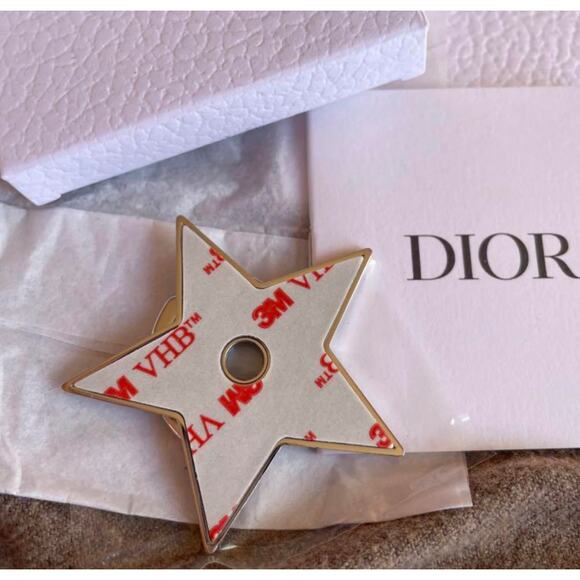 NIB Giftable Dior Phone Case Ring - Picture 3 of 4